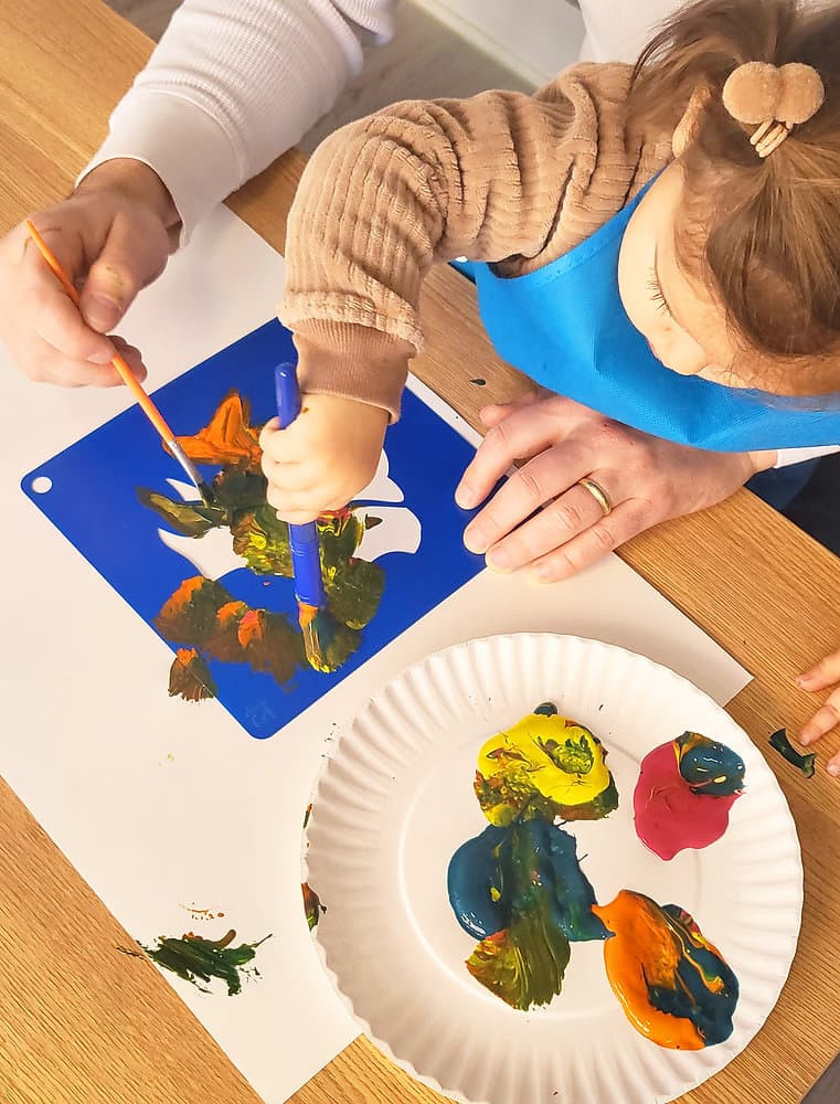 Exploring Creativity Together: The Benefits of Mommy & Me Art and Sensory Classes for Toddlers